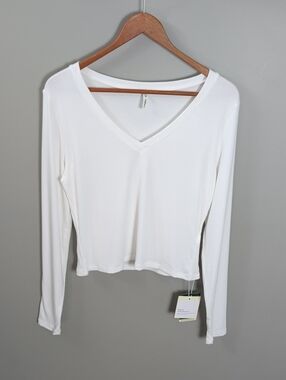 Halara Knit V Neck Long Sleeve Cropped Work T-Shirt Large